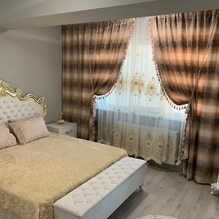 Apartament De Lux Апартаменты